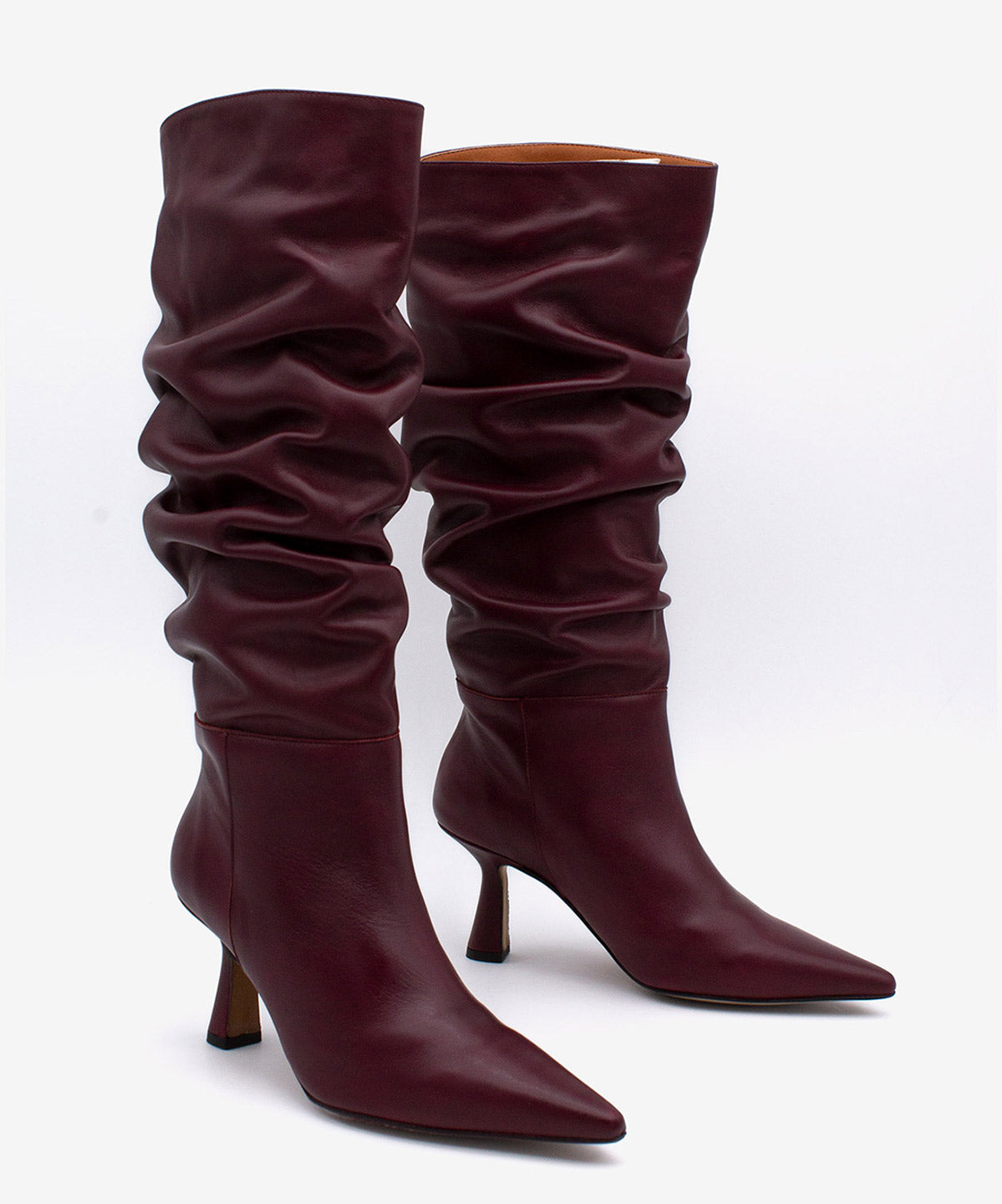 KEIRA - Bota alta de caña fruncida con tacon alto en piel suave - Zapatos Negros - Zapatos de mujer Ángel Alarcón - Women Shoes 2026