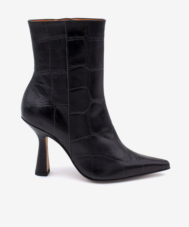 MIRIAM - Botín de tacón muy alto con puntera fina en piel print croco - Zapatos Negros - Zapatos de mujer Ángel Alarcón - Women Shoes 2026