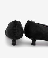 MARGO - Zapato de salón de tacón bajo fabricado en pelo negro - Zapatos Negros - Zapatos de mujer Ángel Alarcón - Women Shoes 2026
