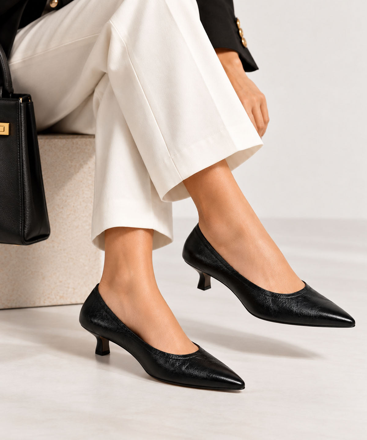 JOCELYN - Salón de puntera fina rock and roll de ajuste elástico de piel ligera - Zapatos Negros - Zapatos de mujer Ángel Alarcón - Women Shoes 2026