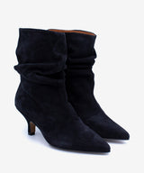 LISETTE - Botín de tacón fino con caña arrugada de serraje - Zapatos color cuero - Zapatos de mujer Ángel Alarcón - Women Shoes 2026