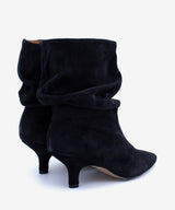 LISETTE - Botín de tacón fino con caña arrugada de serraje - Zapatos color cuero - Zapatos de mujer Ángel Alarcón - Women Shoes 2026