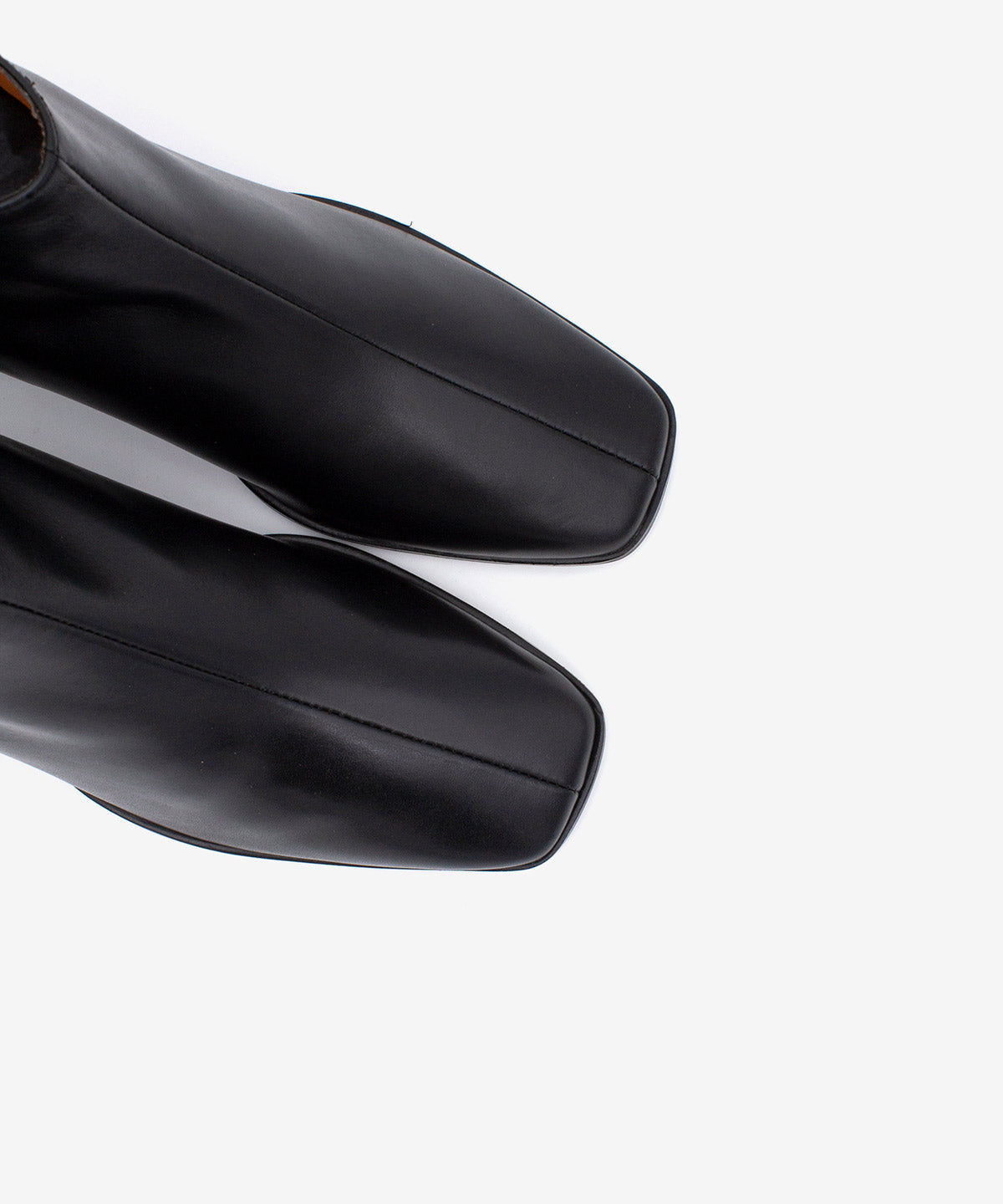 ARWEN - Botín cómodo de tacón ancho con puntera cuadrada de piel lisa - Zapatos Negros - Zapatos de mujer Ángel Alarcón - Women Shoes 2026