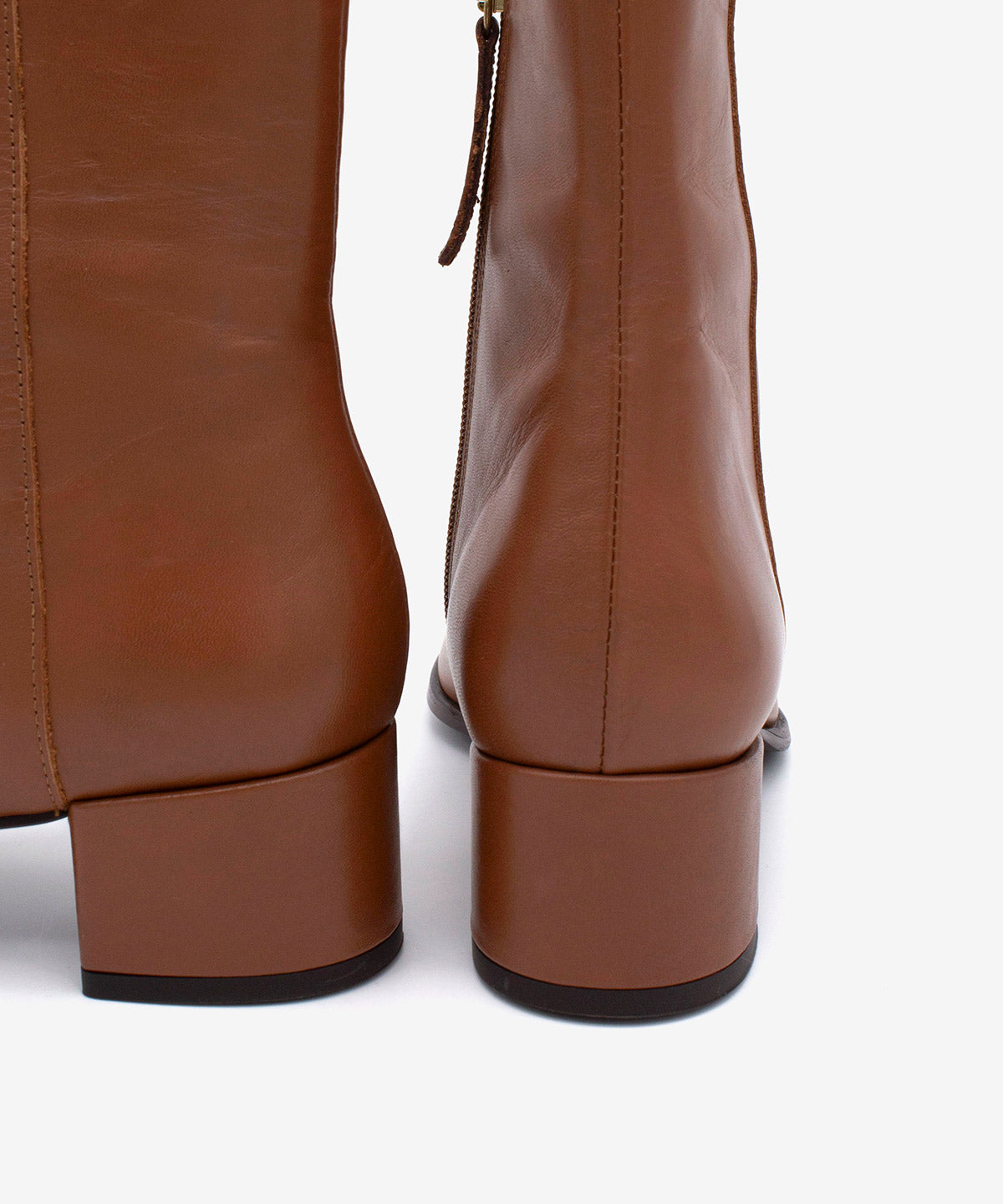 GRETEL - Botín de tacón cómodo ancho de piel lisa - Zapatos Negros - Zapatos de mujer Ángel Alarcón - Women Shoes 2026