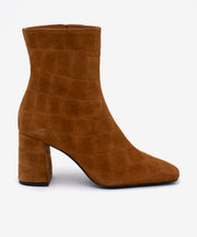 DRIMIA - Botín de tacón alto y ancho de serraje print croco - Zapatos color cuero - Zapatos de mujer Ángel Alarcón - Women Shoes 2026