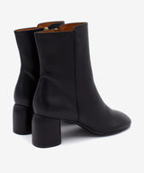MURIELLE - Botín de mujer de tacón de diseño con puntera redonda de piel suave - Zapatos Negros - Zapatos de mujer Ángel Alarcón - Women Shoes 2026