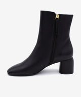 MURIELLE - Botín de mujer de tacón de diseño con puntera redonda de piel suave - Zapatos Negros - Zapatos de mujer Ángel Alarcón - Women Shoes 2026