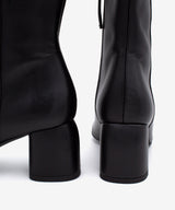 MURIELLE - Botín de tacón de diseño con puntera redonda en piel lisa - Zapatos Negros - Zapatos de mujer Ángel Alarcón - Women Shoes 2026