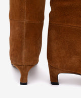 GAELLE - Bota gaucha moderna de tacón bajo de serraje - Zapatos color cuero - Zapatos de mujer Ángel Alarcón - Women Shoes 2026