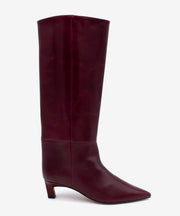 GAELLE - Bota alta de caña ancha en piel lisa semibrillo - Zapatos burdeos - Zapatos de mujer Ángel Alarcón - Women Shoes 2026