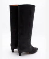 GAELLE - Bota gaucha moderna de tacón bajo de - Zapatos Negros - Zapatos de mujer Ángel Alarcón - Women Shoes 2026