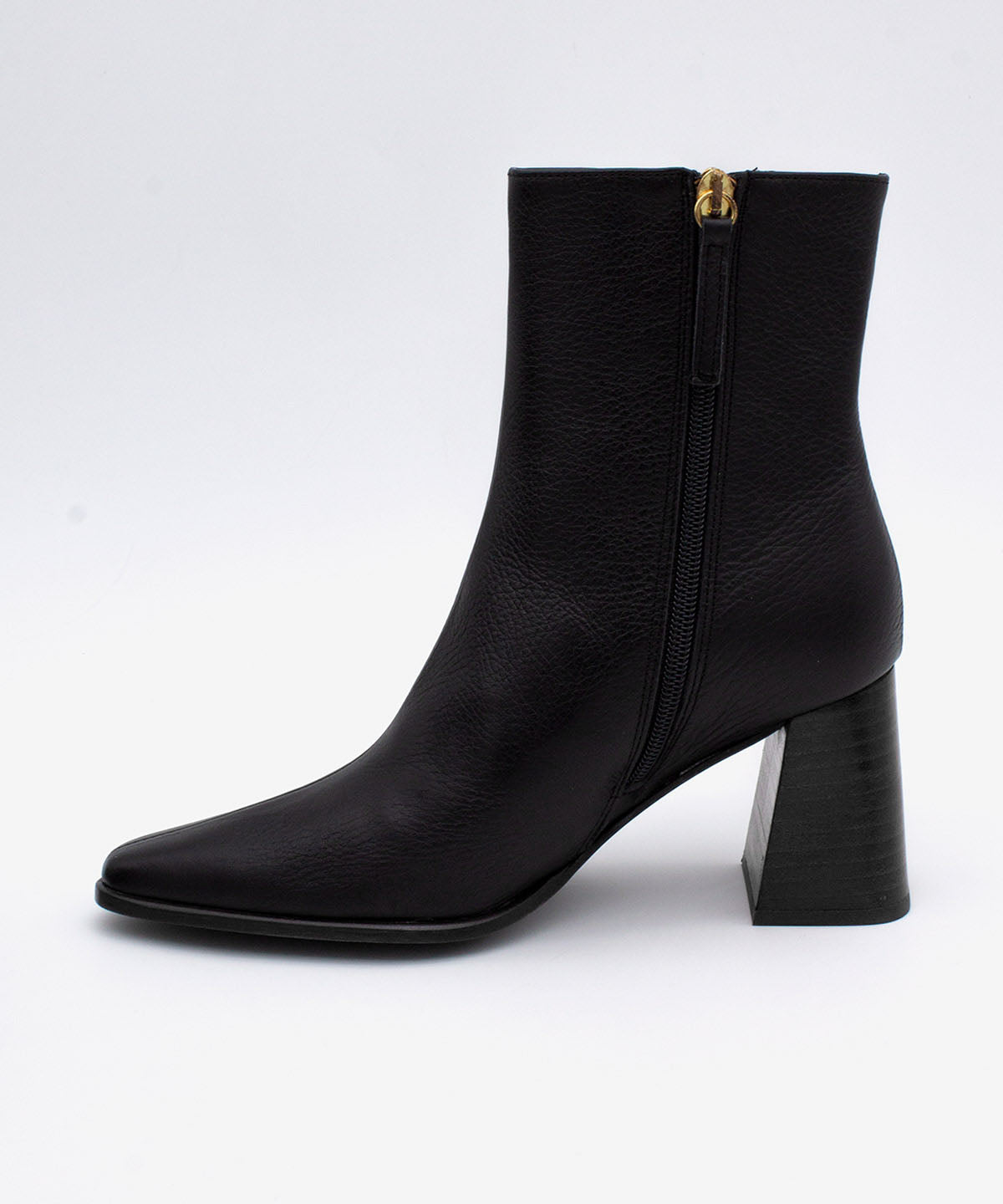 TRIMIA - Botín de piel natural con tacón ancho de efecto madera - Zapatos Negros - Zapatos de mujer Ángel Alarcón - Women Shoes 2026