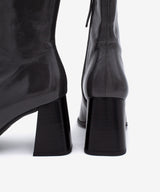 TRIMIA - Botín cómodo con tacón ancho de piel texturizada brillante - Zapatos grises - Zapatos de mujer Ángel Alarcón - Women Shoes 2026