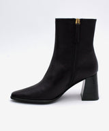 TRIMIA - Botín de mujer cómodo con tacón ancho de piel lisa - Zapatos Negros - Zapatos de mujer Ángel Alarcón - Women Shoes 2026