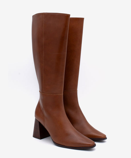 TRITAS - Bota alta de piel lisa semibrillante con tacón efecto madera - SIENA (C.Vazquez) - Zapatos de mujer Ángel Alarcón - Women Shoes 2026