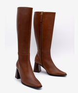 TRITAS - Bota alta de piel lisa semibrillante con tacón efecto madera - SIENA (C.Vazquez) - Zapatos de mujer Ángel Alarcón - Women Shoes 2026