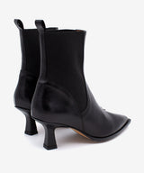 BRIELAS - Botín chelsea con tacón fino en piel lisa semibrillo - Zapatos Negros - Zapatos de mujer Ángel Alarcón - Women Shoes 2026