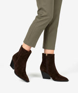 MIRETTE - Botín western de tacón ancho en serraje - Zapatos m. oscuro - Zapatos de mujer Ángel Alarcón - Women Shoes 2026