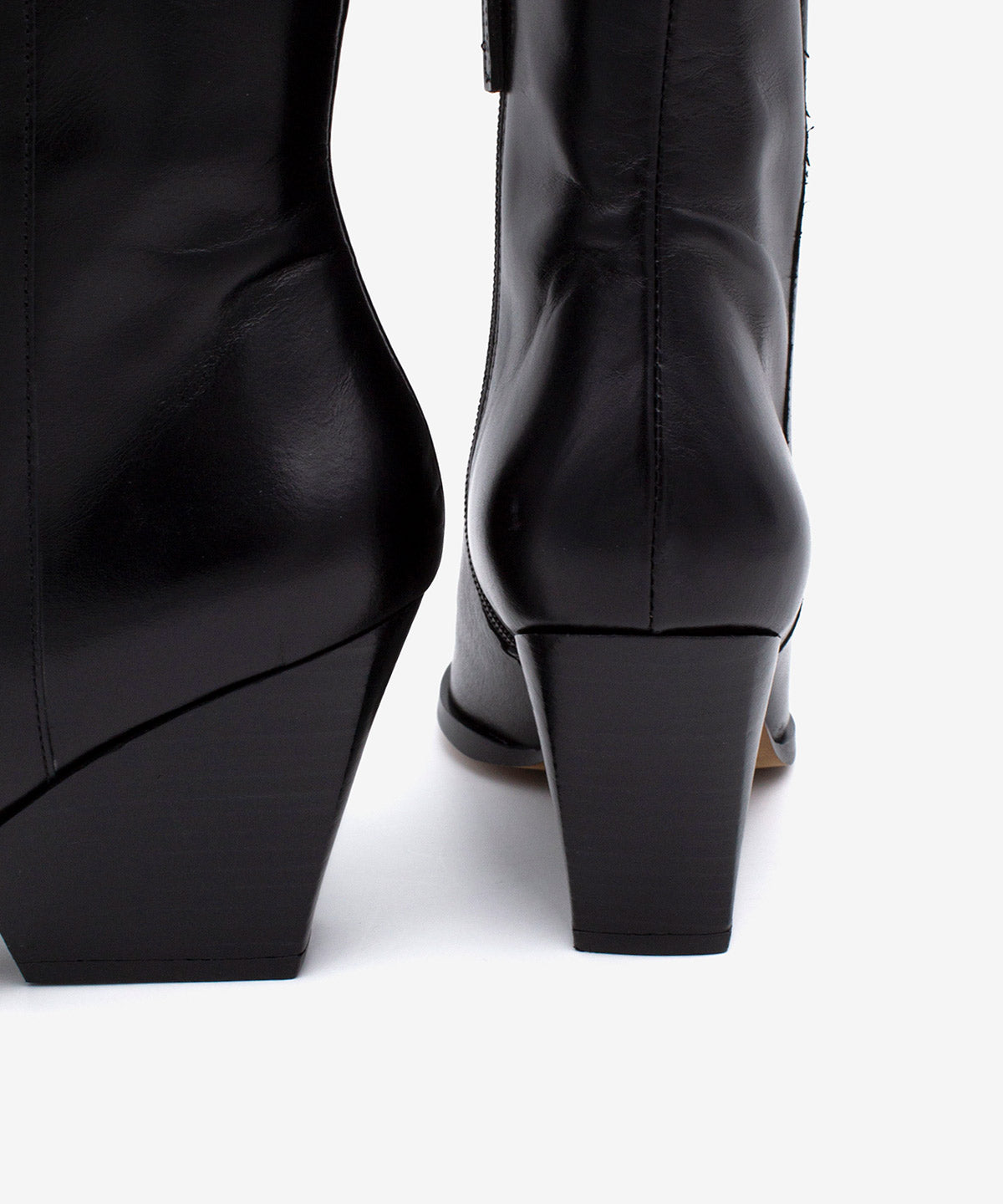 MIRETTE - Botín western de mujer de tacón ancho geométrico en piel lisa semibrillo - Zapatos Negros - Zapatos de mujer Ángel Alarcón - Women Shoes 2026