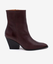 MIRETTE - Botín western de mujer de tacón ancho geométrico en piel lisa semibrillo - Zapatos m. oscuro - Zapatos de mujer Ángel Alarcón - Women Shoes 2026