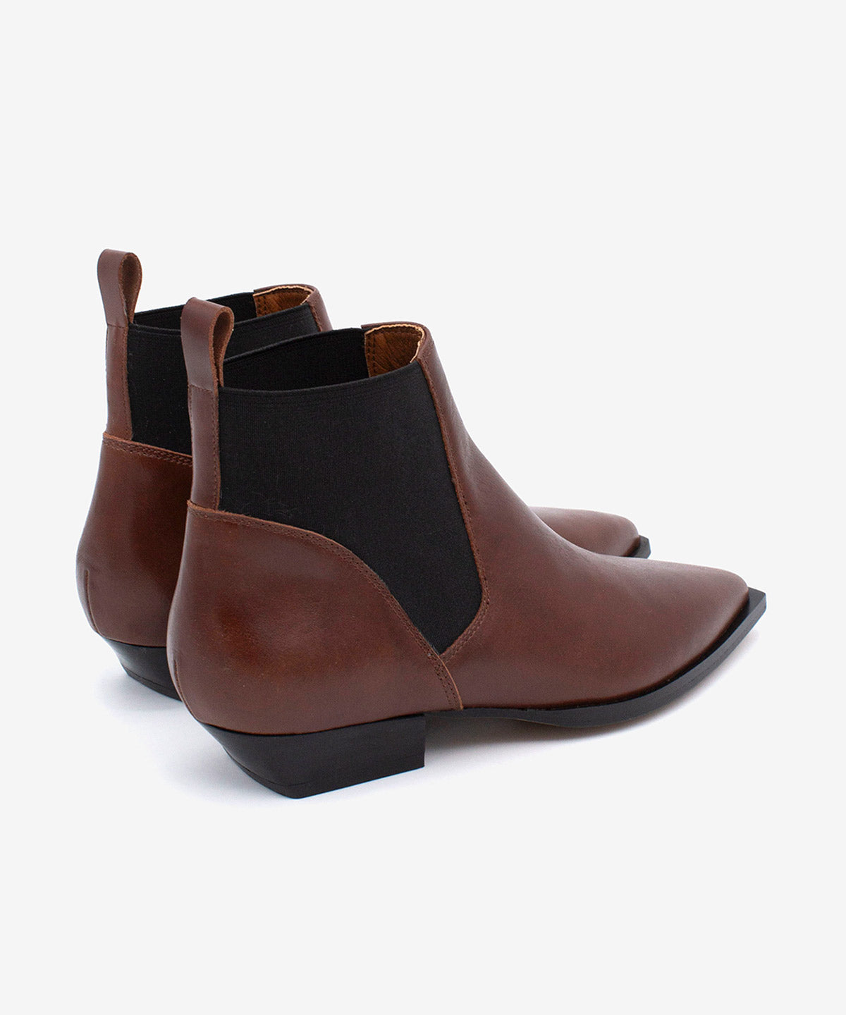 NEGADE - Botín chelsea de tacón bajo de piel lisa semibrillante - Zapatos marrones - Zapatos de mujer Ángel Alarcón - Women Shoes 2026