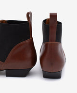 NEGADE - Botín chelsea de tacón bajo de piel lisa semibrillante - Zapatos marrones - Zapatos de mujer Ángel Alarcón - Women Shoes 2026