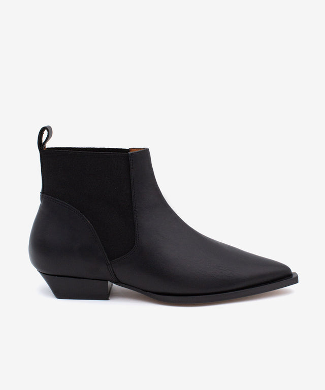 NEGADE - Botín chelsea de tacón bajo en piel lisa - Zapatos Negros - Zapatos de mujer Ángel Alarcón - Women Shoes 2026