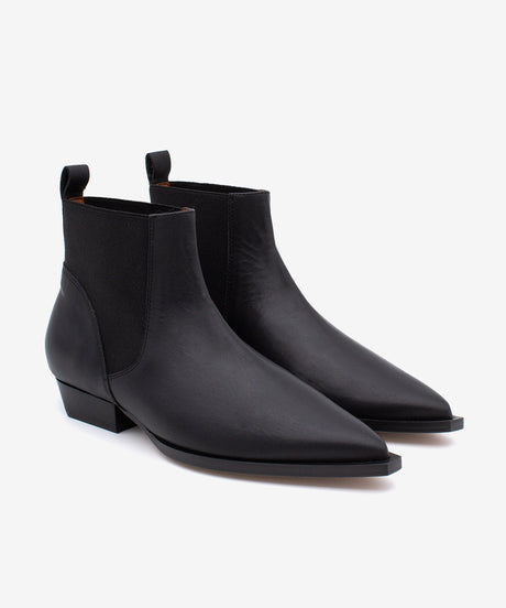 NEGADE - Botín chelsea de tacón bajo en piel lisa - Zapatos Negros - Zapatos de mujer Ángel Alarcón - Women Shoes 2026