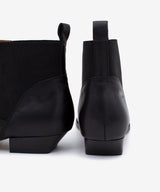NEGADE - Botín chelsea de tacón bajo en piel lisa - Zapatos Negros - Zapatos de mujer Ángel Alarcón - Women Shoes 2026