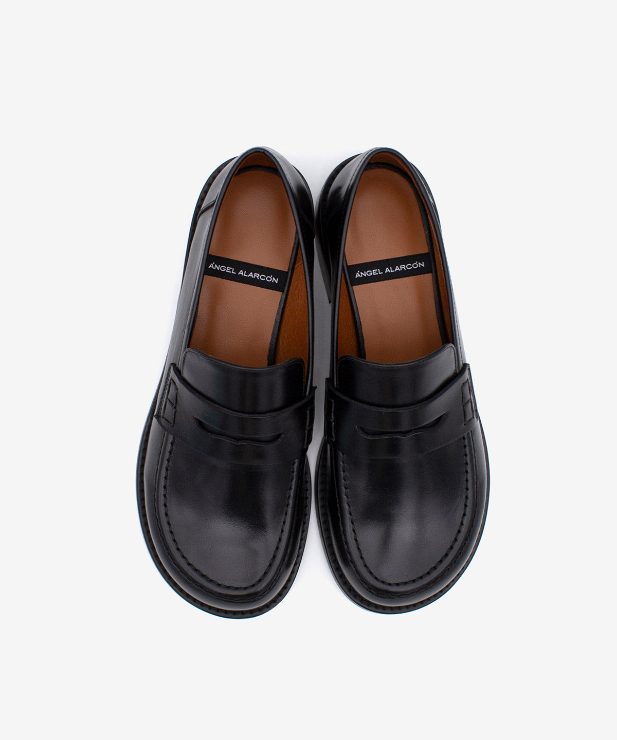 LOUISA - Mocasín de puntera redonda con tacón bajo de piel lisa semibrillante - Zapatos Negros - Zapatos de mujer Ángel Alarcón - Women Shoes 2026