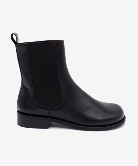 LYANA - Botín Chelsea de mujer con tacón bajo en piel lisa semibrillo - Zapatos Negros - Zapatos de mujer Ángel Alarcón - Women Shoes 2026