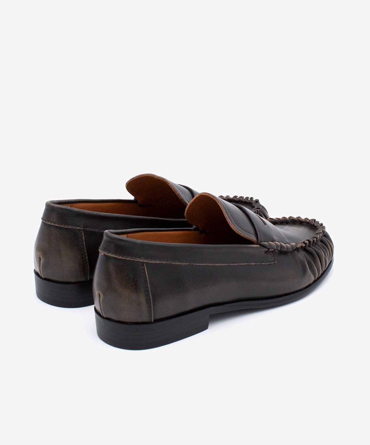 DAPHNE - Mocasín con corte fruncido y suela rubber de piel cepillada - Zapatos m. oscuro - Zapatos de mujer Ángel Alarcón - Women Shoes 2026
