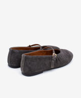JENNA - Merceditas cómodas que se adaptan al pie de ante - Zapatos Negros - Zapatos de mujer Ángel Alarcón - Women Shoes 2026