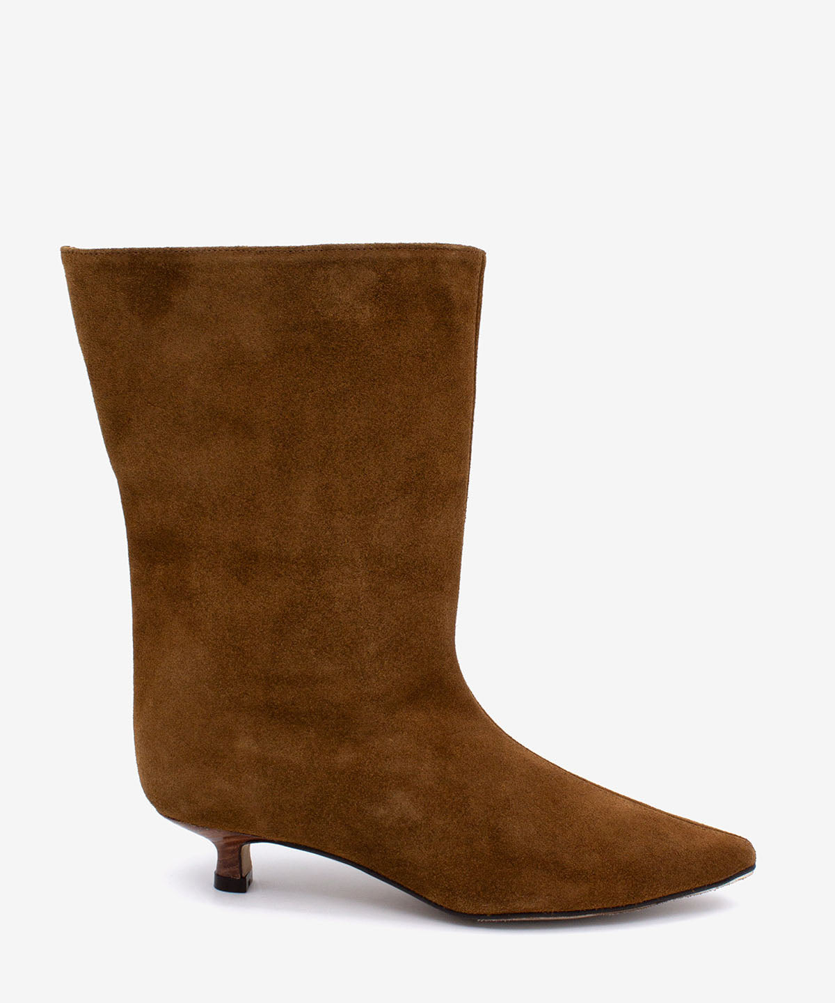 LAIVA - Bota gaucha de caña media de serraje con tacón de madera - Zapatos marrones - Zapatos de mujer Ángel Alarcón - Women Shoes 2026