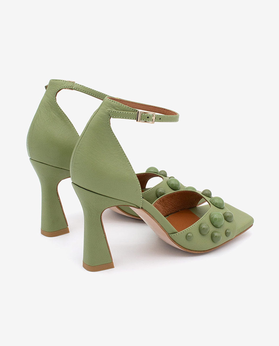 MARGAUX – Sandalia con pulsera y pala adornada con semiesferas en piel – Talla 41 – Ángel Alarcón