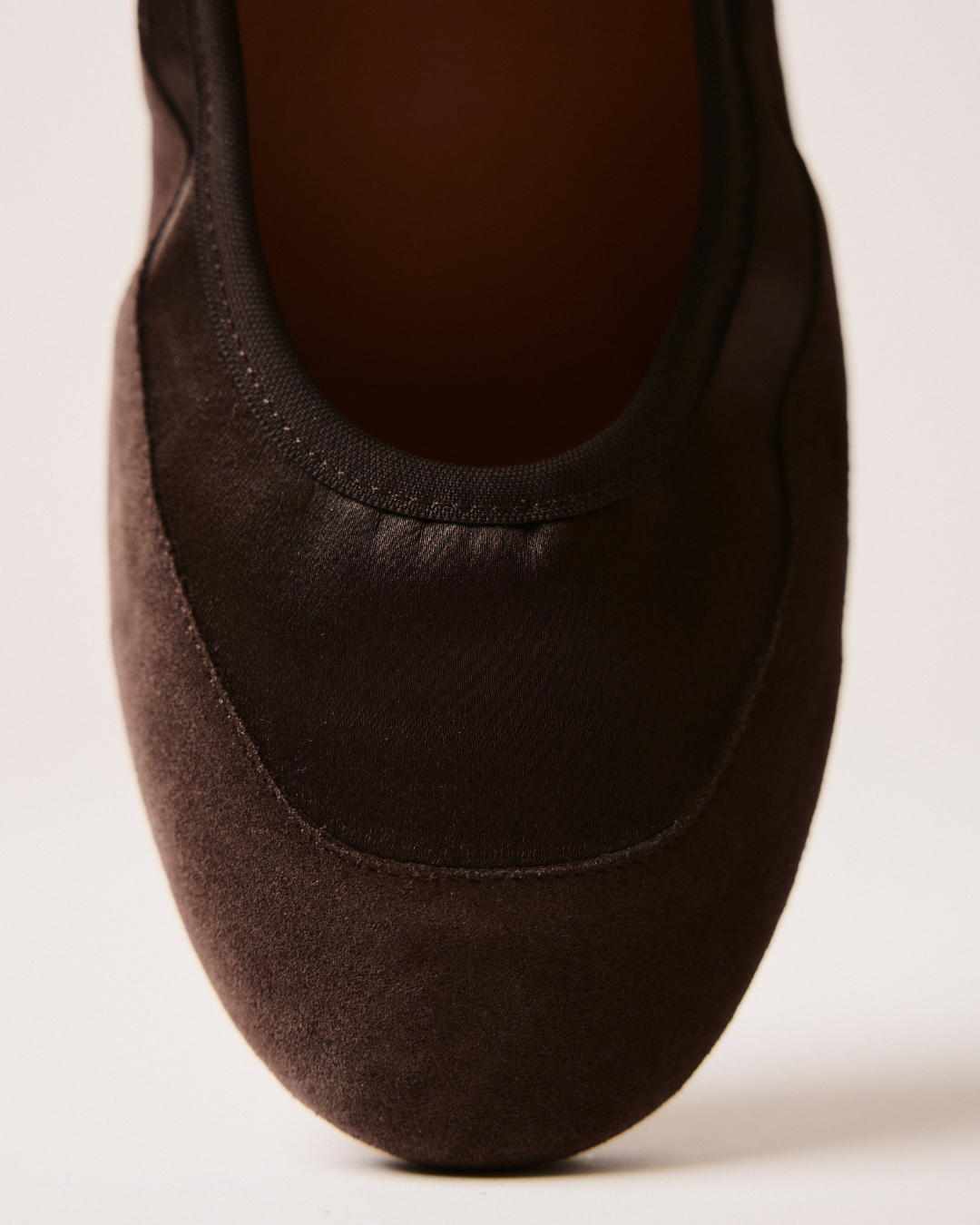 GINNA – Merceditas sportives avec un confortable talon en daim